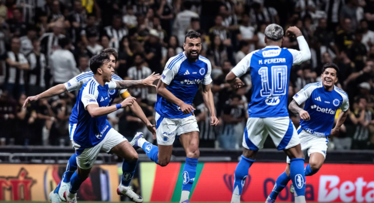 Cruzeiro embalado para a semi da Copa do Brasil
