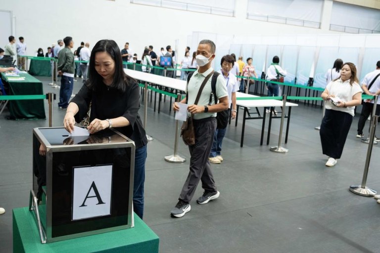 (Multimídia) "Patriotas administrando Macau" promove democracia de alta qualidade em conformidade com condições locais, diz porta-voz