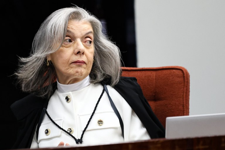 Brasília (DF), 11/09/2025 - A ministra Cármen Lúcia durante sessão na Primeira Turma do Supremo Tribunal Federal (STF), que realiza o quinto dia de julgamento dos réus do núcleo 1 da trama golpista, formado pelo ex-presidente Jair Bolsonaro e mais sete aliados. Foto: Marcelo Camargo/Agência Brasil