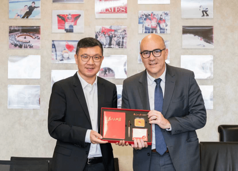 Fan Zhengwei, presidente do Global Times, e Leonardo Attuch, fundador e editor-responsável do Brasil 247