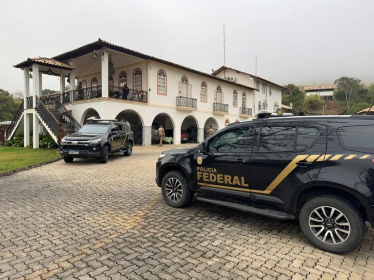 PF deflagra operação contra corrupção, mineração ilegal e crimes ambientais em MG