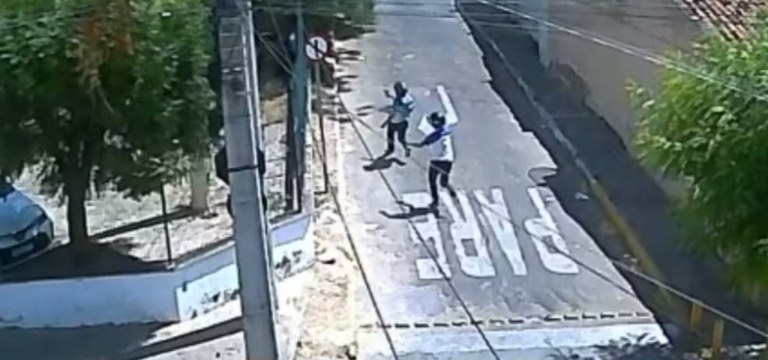Suspeitos atiram contra escola em Sobral (CE)