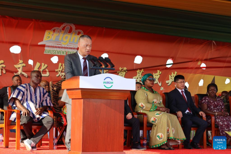 Empresa chinesa inicia construção de parque de diversões em Gana