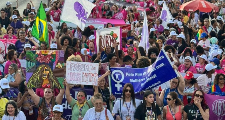 Ato no âmbito da 5ª Conferência Nacional de Políticas para Mulheres