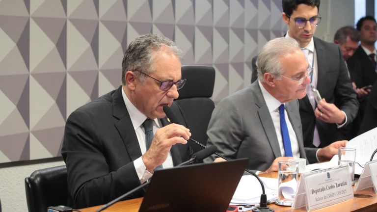 Carlos Zarattini