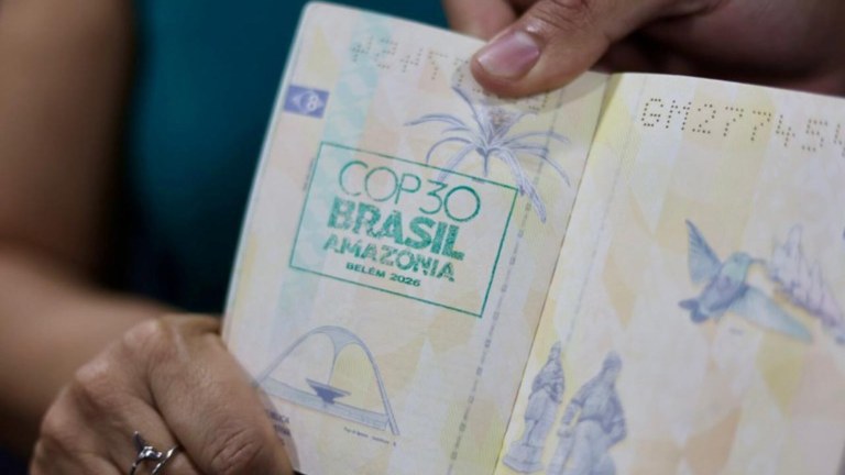 Carimbo de passaporte em alusão à COP30