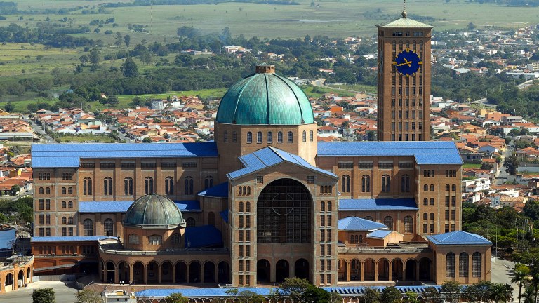 Santuário Nacional de Aparecida, localizado em Aparecida, SP