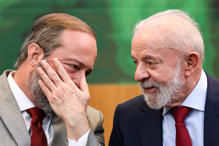 Brasília (DF) - 25/06/2025 - O presidente Luiz Inácio Lula da Silva e o ministro de Minas e Energia, Alexandre Silveira