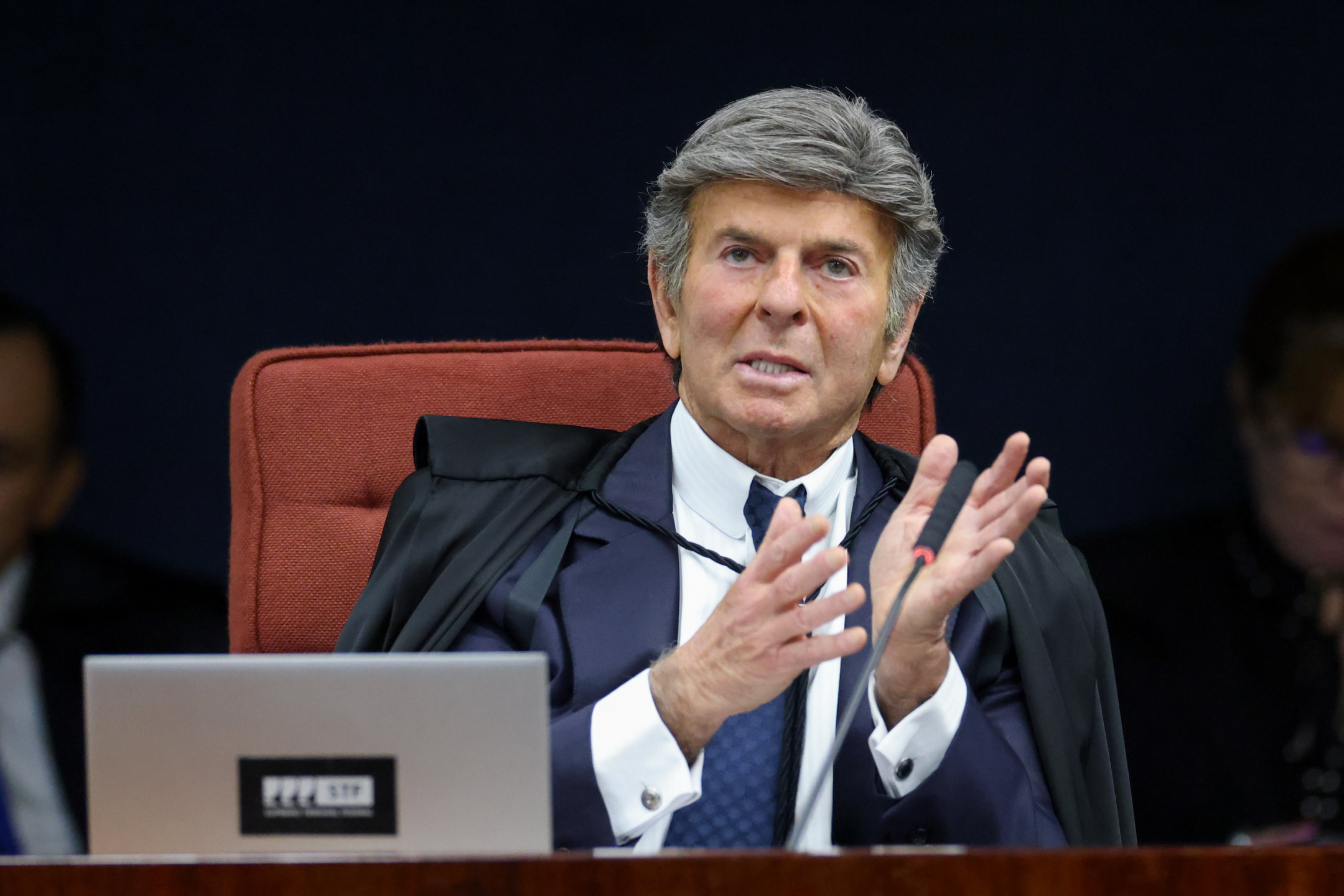 Ministro do STF Luiz fux durante o julgamento do núcleo 4 da trama golpista