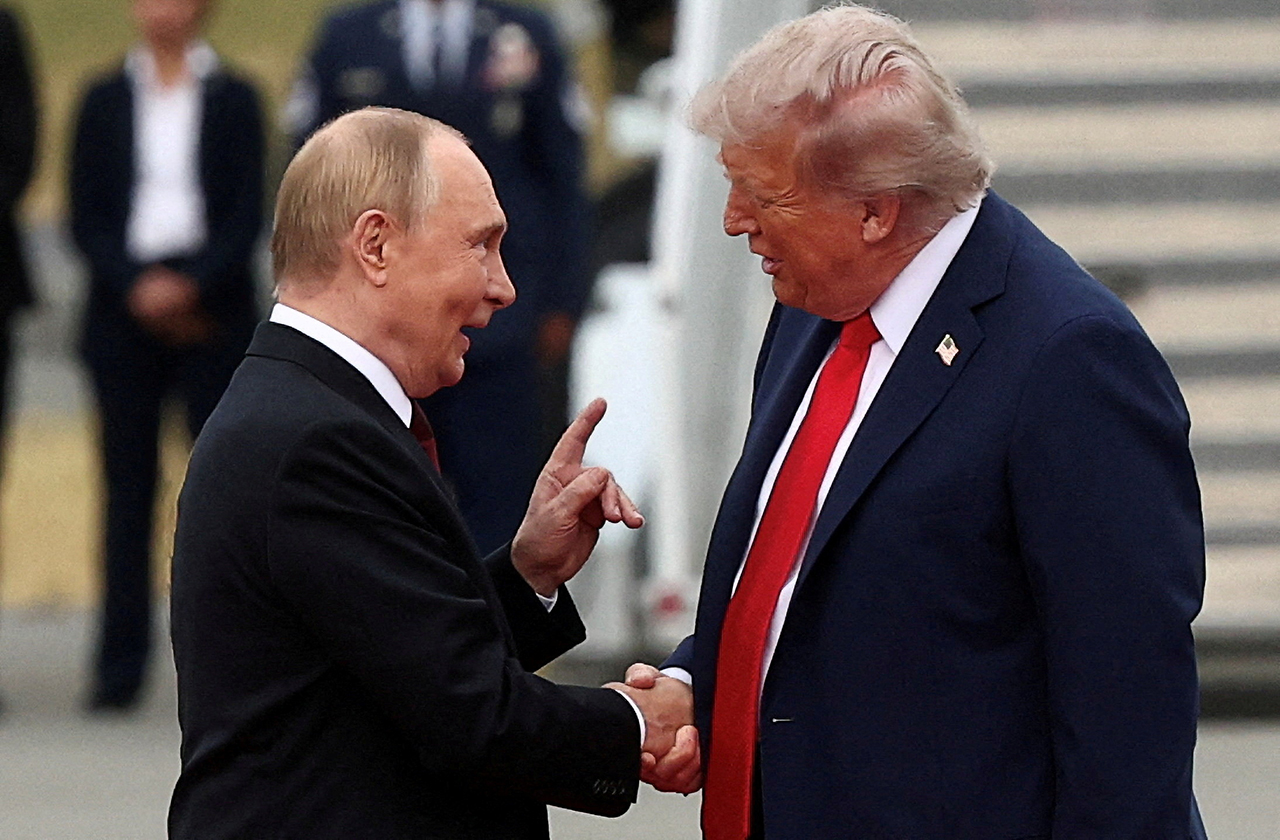 Donald Trump e Vladimir Putin no Alasca
15/8/2025
