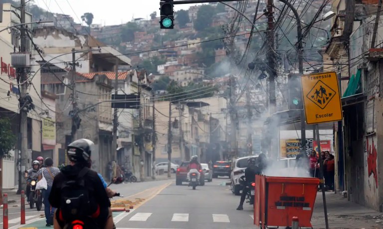 Rua no Rio em meio a megaoperação policial - 28/10/2025