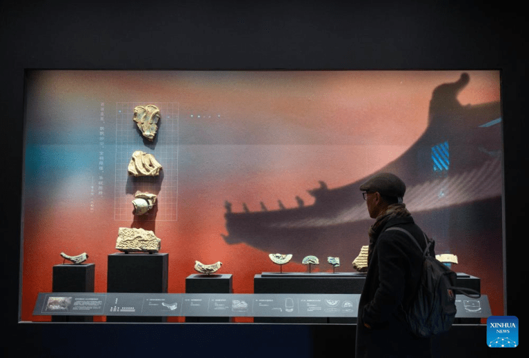Exposição das descobertas arqueológicas do Sítio das Oficinas Imperiais na Cidade Proibida será aberta ao público