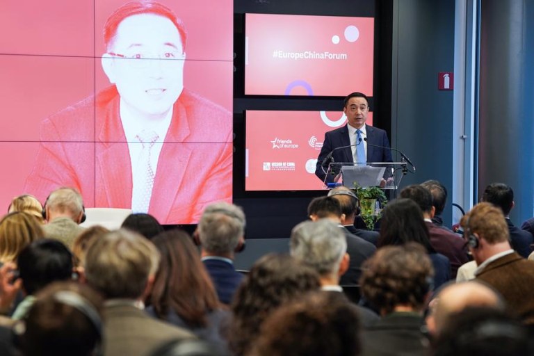 Políticos e acadêmicos defendem diálogos e cooperação prática entre China e UE