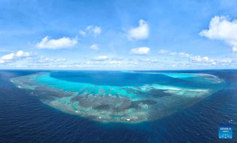 Veja imagens aéreas de Huangyan Dao no Mar do Sul da China
