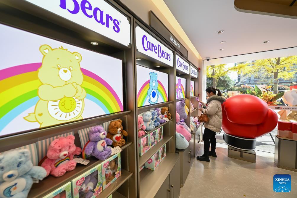 Primeira loja duty-free do centro da cidade na região noroeste da China é aberta em Xi'an