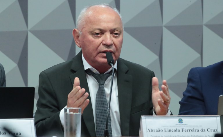 Presidente da Confederação Brasileira dos Trabalhadores da Pesca e Aquicultura (CBPA), Abraão Lincoln Ferreira da Cruz é ´reso pela CPMI do INSS