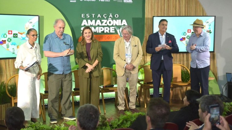 Autoridades no evento “Presença Suíça na COP30”