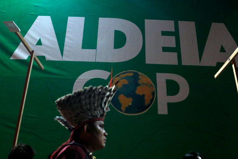Belém (PA) - 11/11/2025 - Indígenas participam da inauguração da Aldeia COP