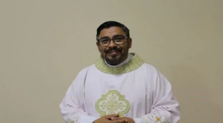 A Conferência Nacional dos Bispos do Brasil (CNBB) enviou ao bispo da diocese de Dourados (MS), dom Henrique Aparecido de Lima, uma “Nota de Pesar” pelo falecimento do padre Alexsandro da Silva Lima 