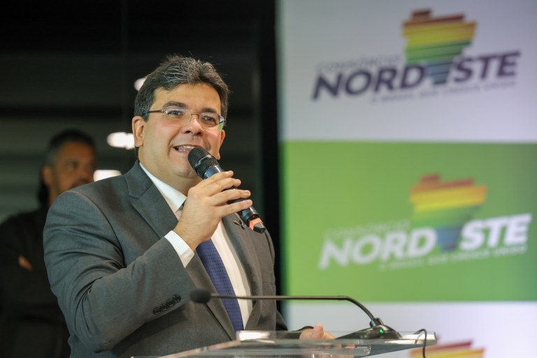 Brasília (DF) - 05/02/2025 - O governador do Piauí, Rafael Fonteles, toma posse como presidente do Consórcio Nordeste