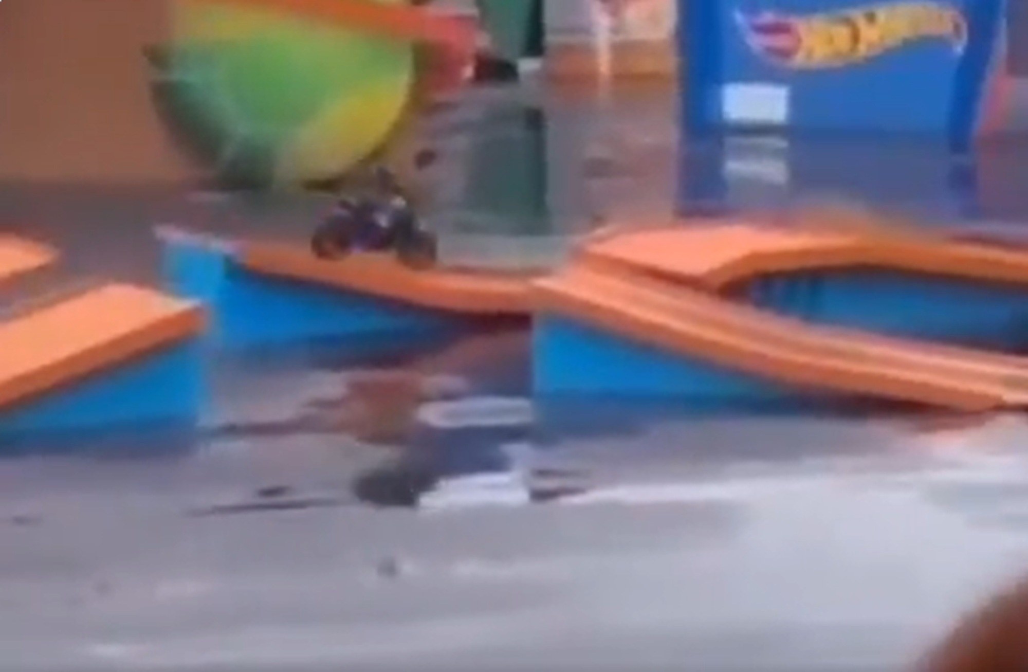 Momento do acidente no parque