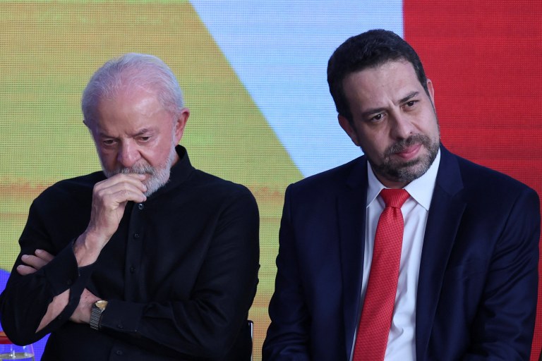 O presidente Luiz Inácio Lula da Silva e o ministro Guilherme Boulos (Secretaria-Geral), em Brasília - 29/10/2025