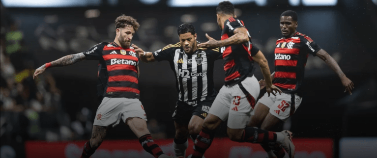 Famengo e Atlético-MG empatam e rubro negro segue perto do título do Brasileirão