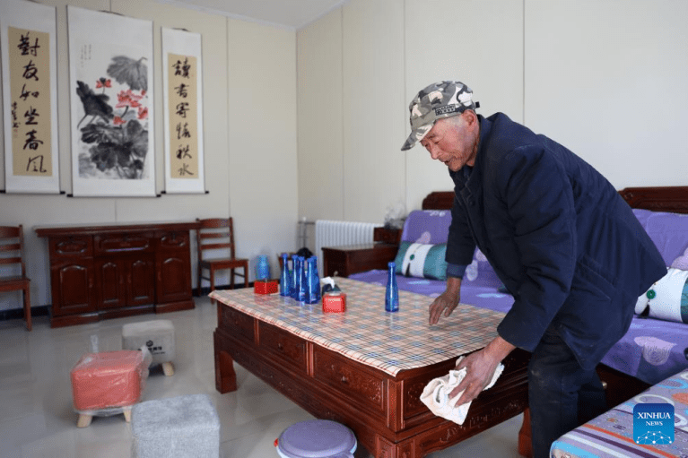 Seguem em andamento as obras de locais de reassentamento no Distrito de Yuzhong, na Província de Gansu