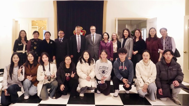 Embaixada de Portugal celebra 20 anos do Centro de Língua Portuguesa da Universidade de Comunicação da China