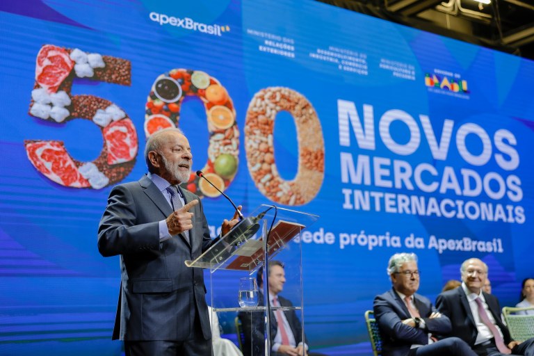 Presidente Lula durante cerimônia de inauguração da nova sede da ApexBrasil