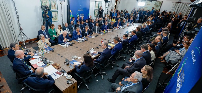 Presidente Lula durante sessão Plenária da Cúpula de Presidentes e Chefes de Delegação do Mercosul