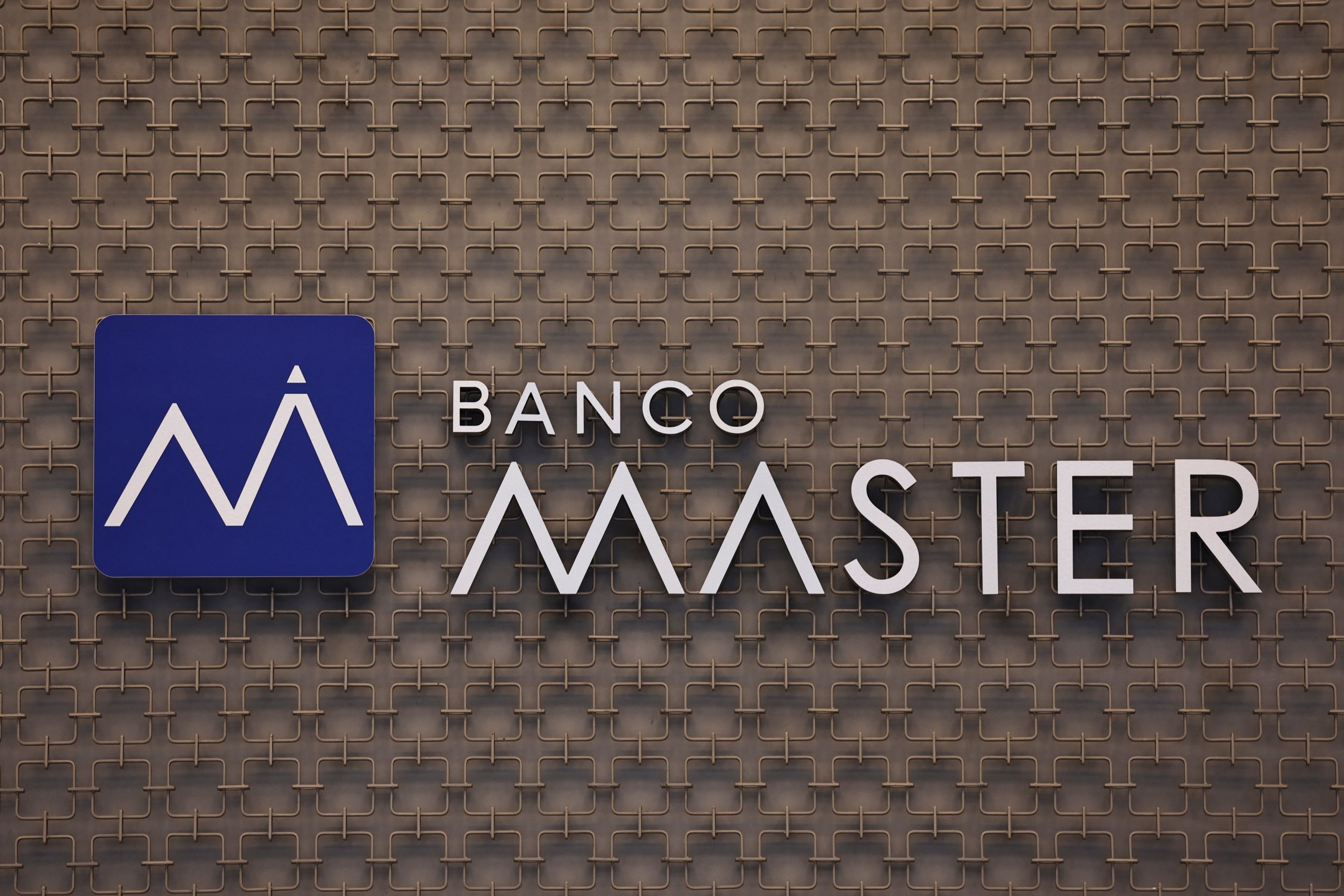 Logo do Banco Master - 18/11/2025