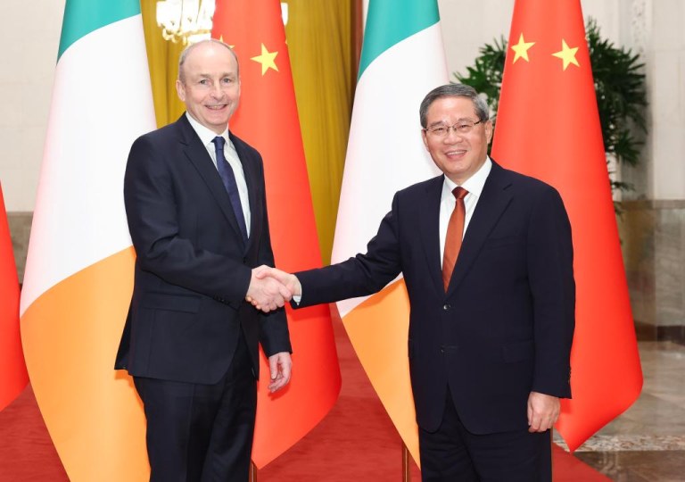Premiê chinês mantém conversas com o Taoiseach da Irlanda
