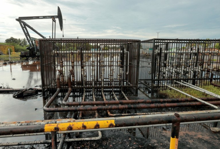 Campo petrolífero perto do Lago Maracaibo, em Cabimas, Venezuela - 14/10/2022
