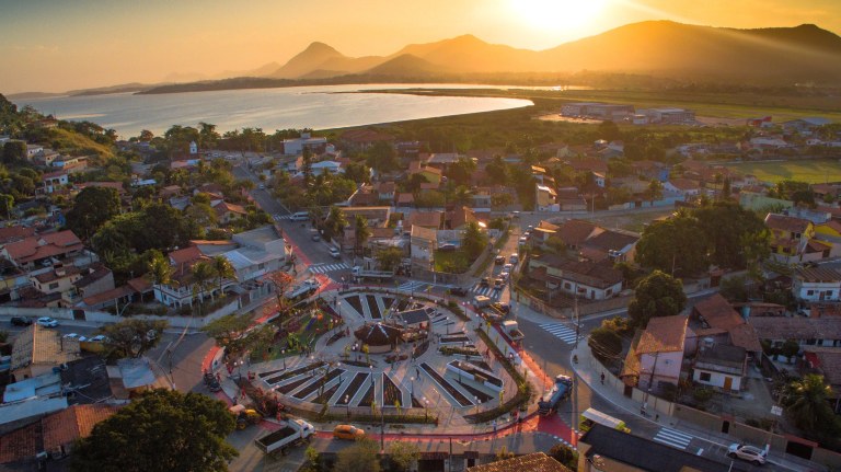 A Prefeitura de Maricá inicia nesta quarta-feira (21/01) a participação em uma das maiores feiras internacionais de turismo do mundo, a FITUR