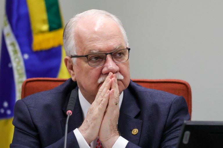 Brasília (DF) 09/12/2024 O ministro do STF, Edson Fachin, relator do recurso que trata da relação entre motoristas e plataformas digitais de transporte, preside audiência pública para tratar do tema Foto: Fabio Rodrigues-Pozzebom/ Agência Brasil