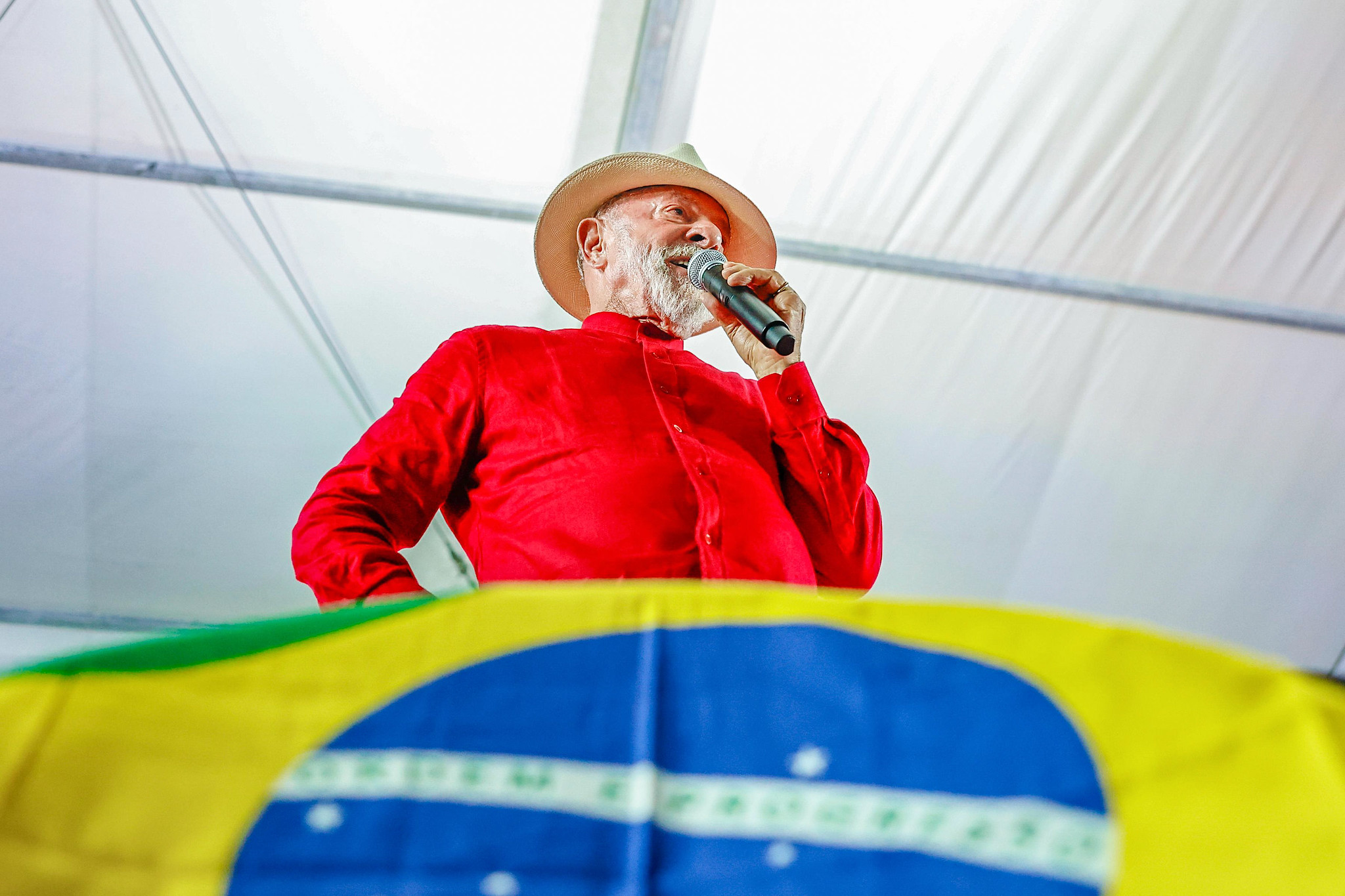 23.01.2026 - Presidente da República, Luiz Inácio Lula da Silva, durante a sessão de encerramento do 14.º Encontro Nacional do Movimento dos Trabalhadores Rurais Sem Terra (MST). Parque de Exposições Agropecuárias. Salvador (BA) - Brasil