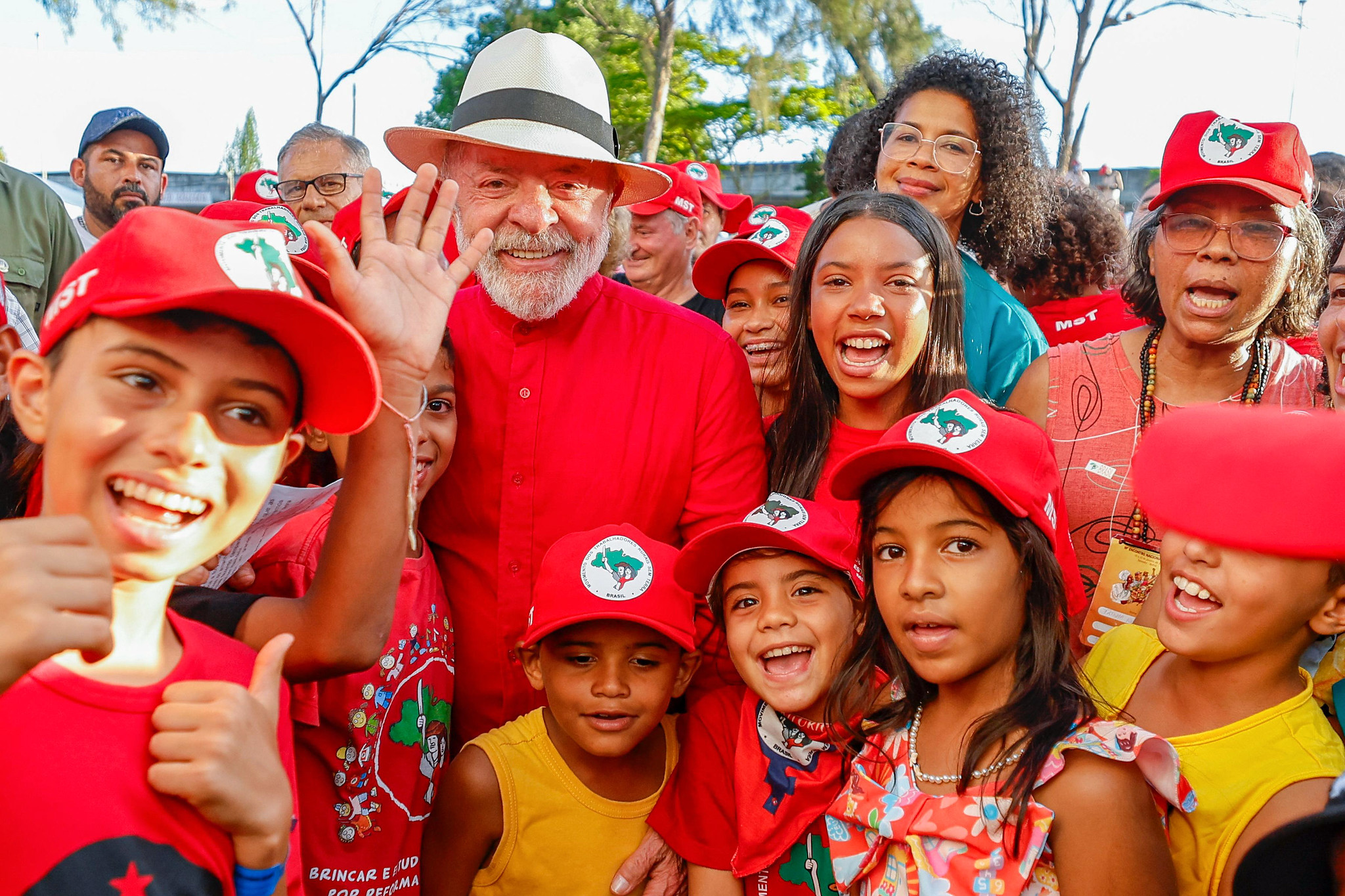 23.01.2026 - Presidente da República, Luiz Inácio Lula da Silva, durante a sessão de encerramento do 14.º Encontro Nacional do Movimento dos Trabalhadores Rurais Sem Terra (MST). Parque de Exposições Agropecuárias. Salvador (BA) - Brasil