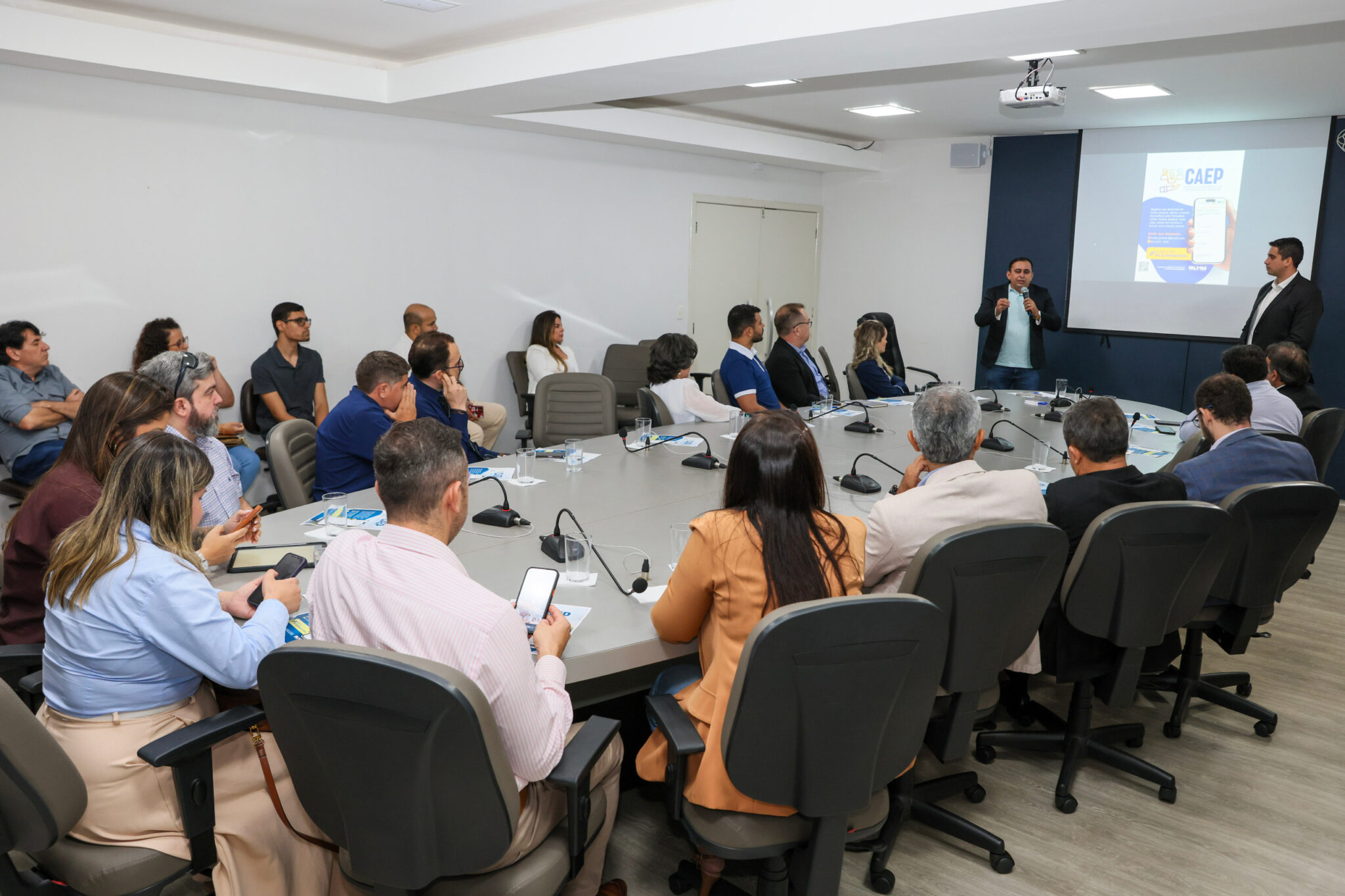 Durante o encontro, também foi apresentada a Central de Atendimento ao Empreendedor Palmense