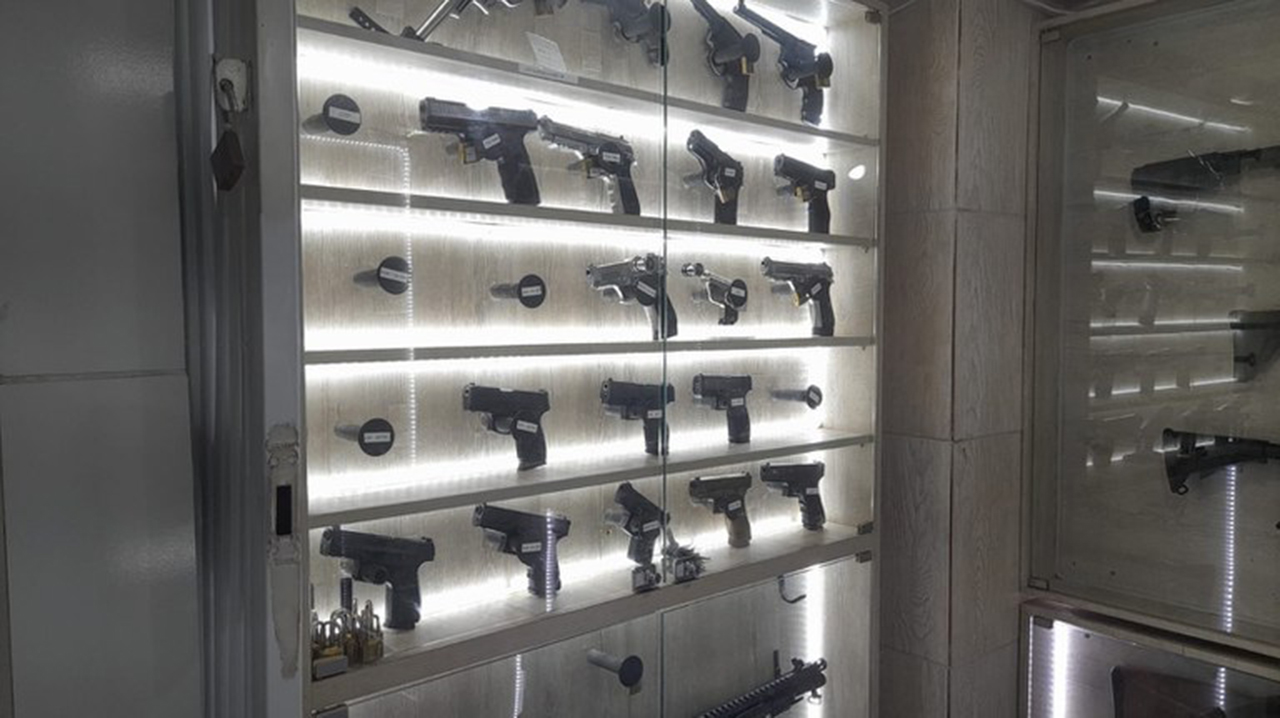 Armas