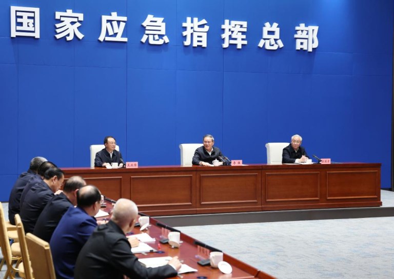 Premiê chinês enfatiza segurança em setores-chave e serviços para alta temporada de viagens pela Festa da Primavera