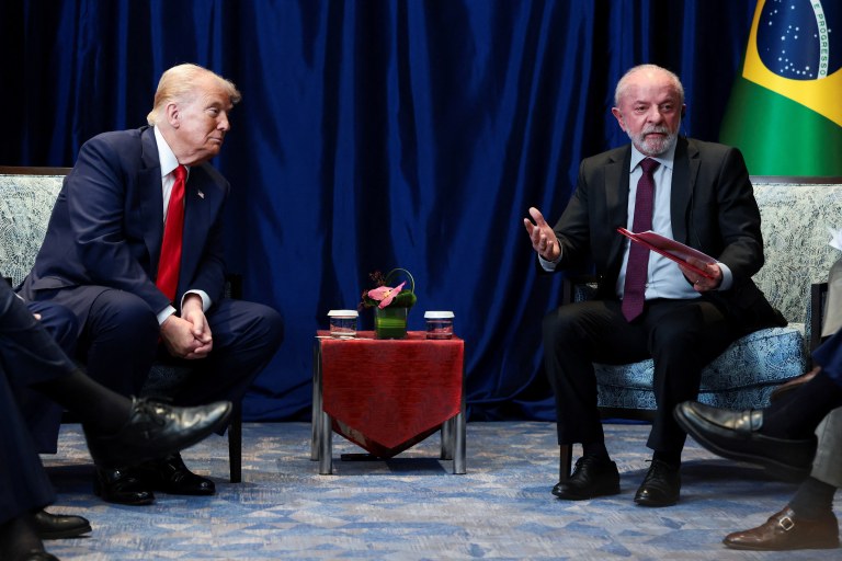 Lula e Trump se reúnem na Malásia
26/10/2025
REUTERS/Evelyn Hockstein