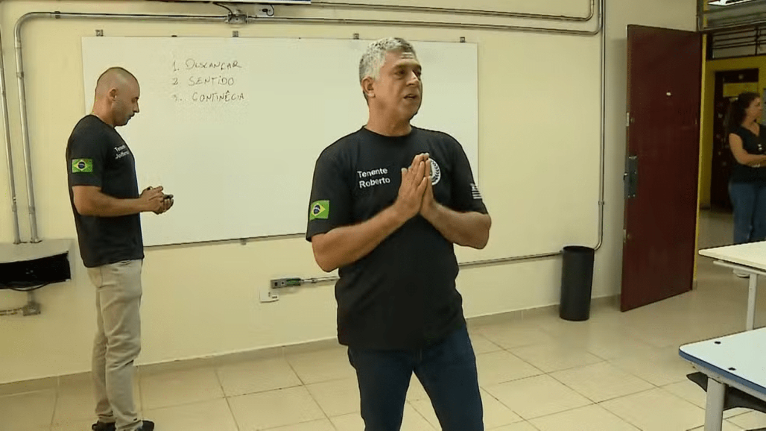Palavras foram escritas de forma incorreta no quadro