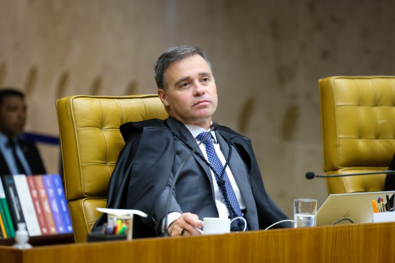 André Mendonça