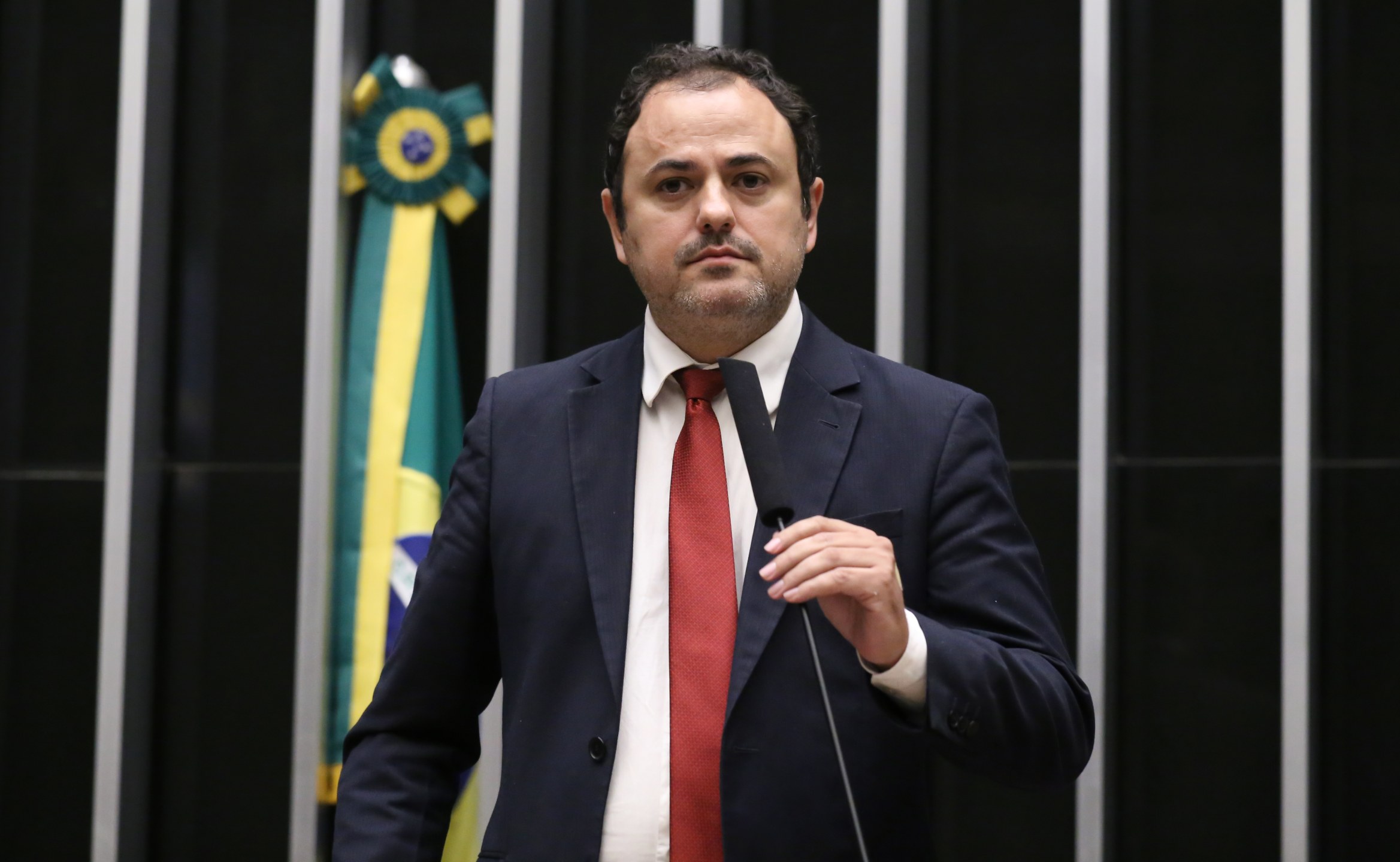 Glauber Braga