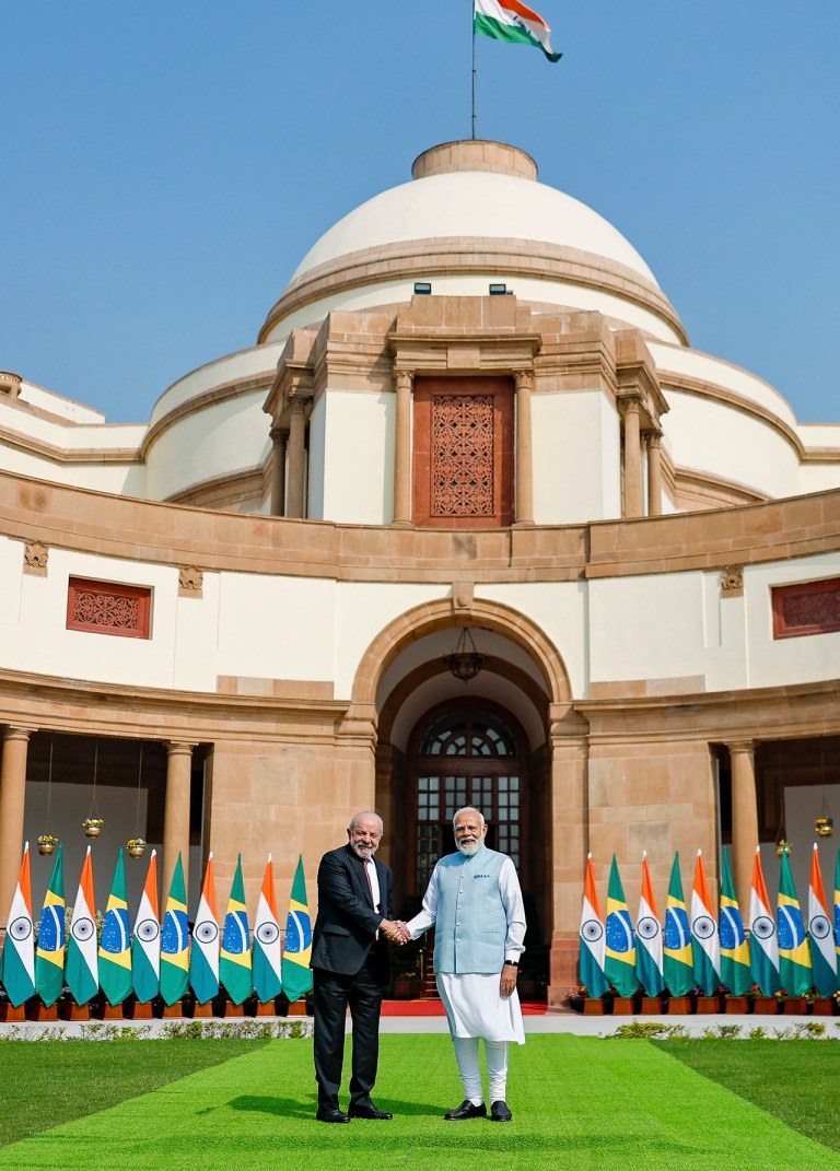 Presidente da República, Luiz Inácio Lula da Silva, durante reunião restrita com o Primeiro-Ministro da República da Índia, Narendra Modi, na Sala Nilgiri da Casa Hyderabad. Nova Delhi — Índia