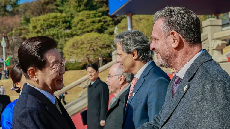 Lee Jae-Myung, Fernando Haddad e Carlos Fávaro