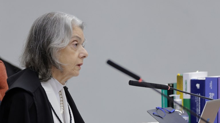 Cármen Lúcia