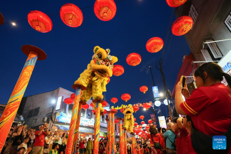 Festival das Lanternas celebra tradição milenar chinesa em Malaca, Malásia