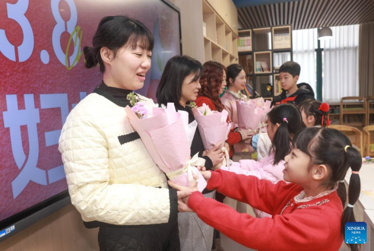 China celebra o Dia Internacional da Mulher com diversos eventos